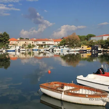 דירה Rita זאדאר